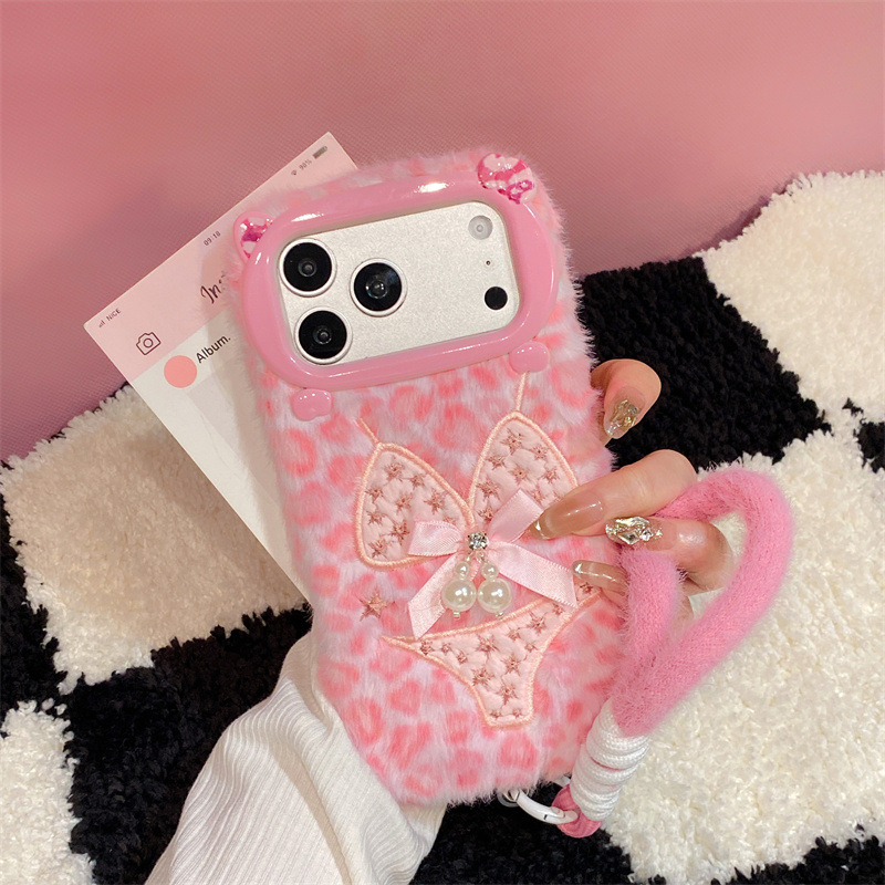 高級感のあるレオパード柄ビキニプリントのぬいぐるみ風スマホケ - Phone Cases Iphone 15 のレビューと価格