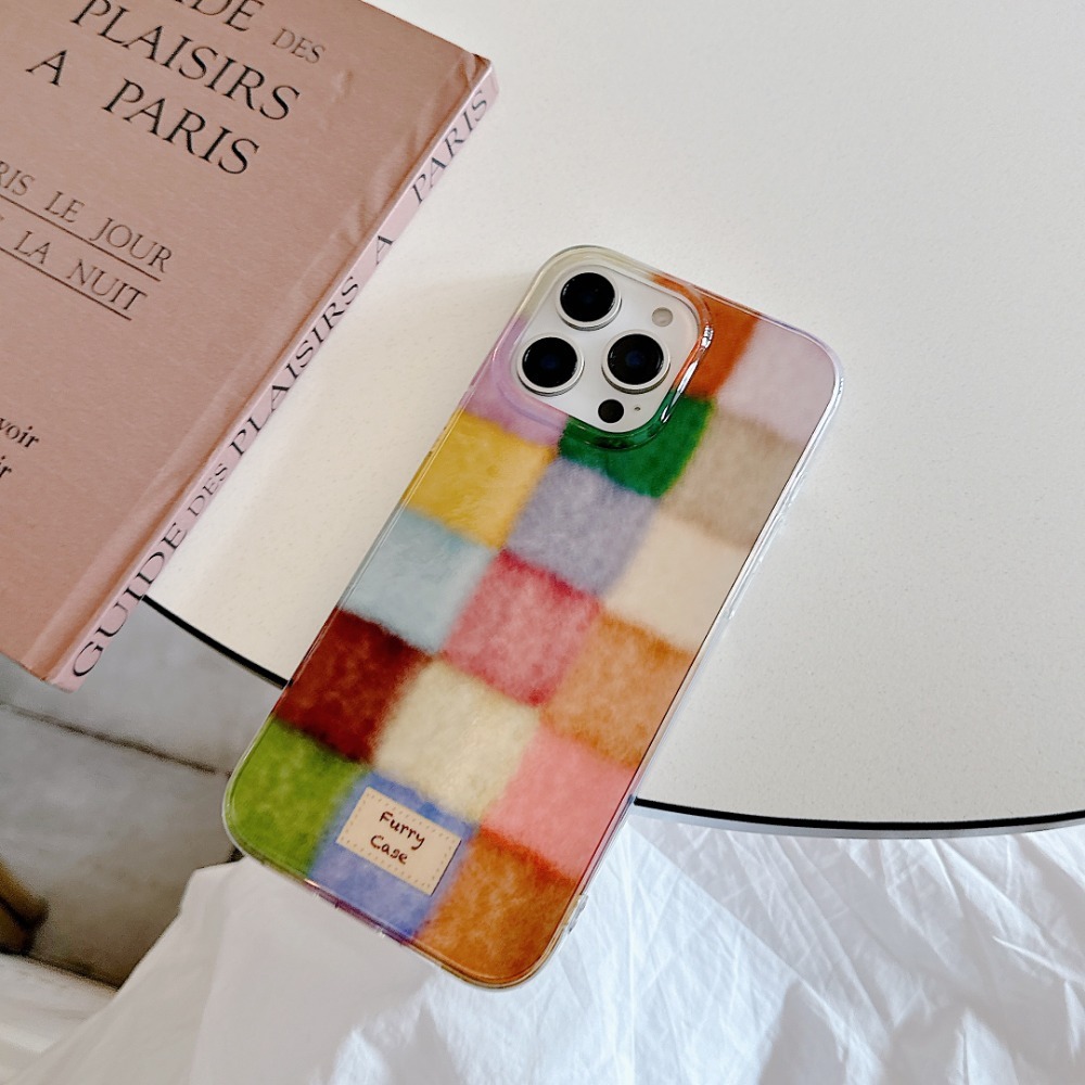レトロな秋冬のカラフルなスクエア箔柄のiPhoneケース（i - Phone Cases Iphone 15 のレビューと価格