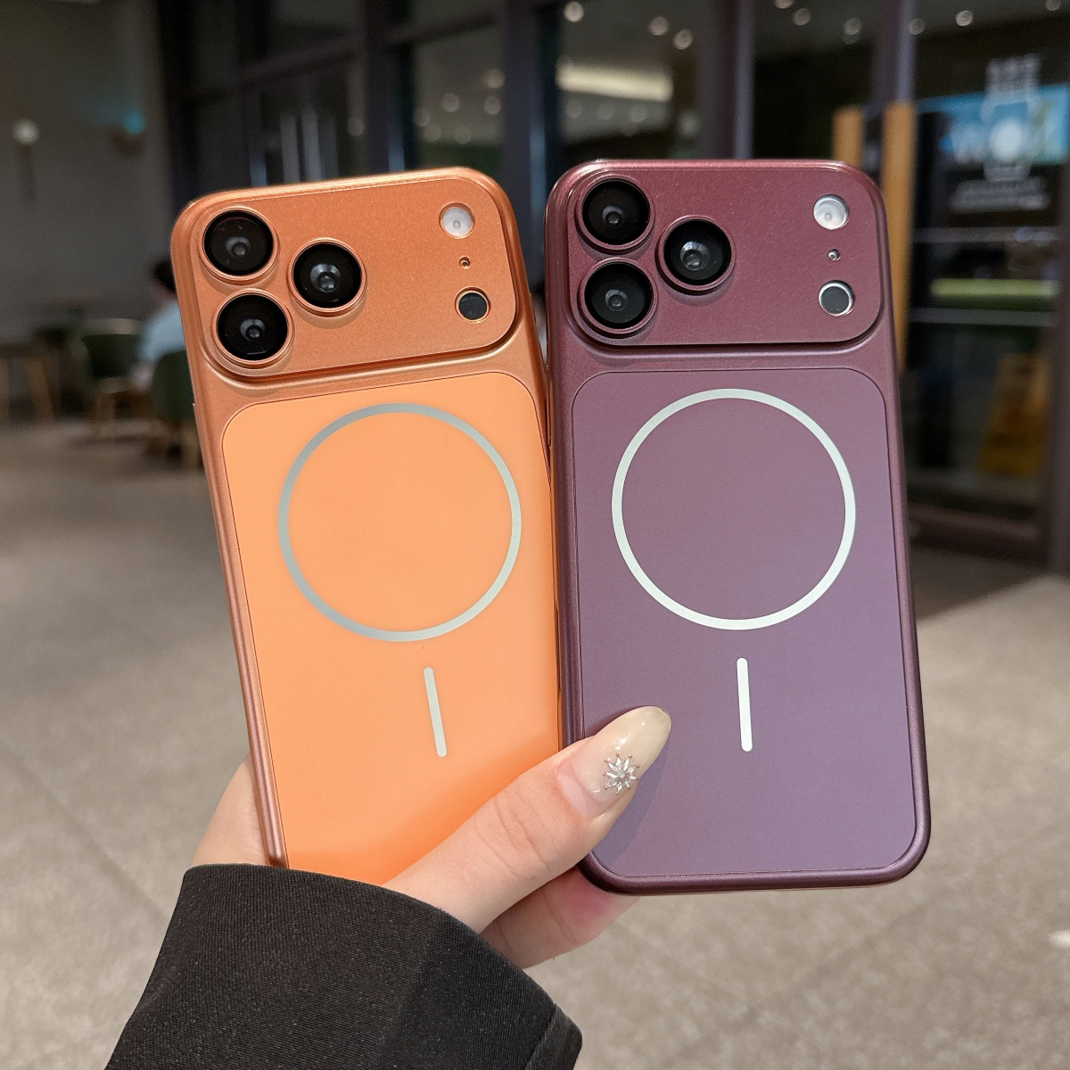 高級メッキメタルカラー Magsafe対応 磁気吸着式 iP - Luxury Plating Case のレビューと価格